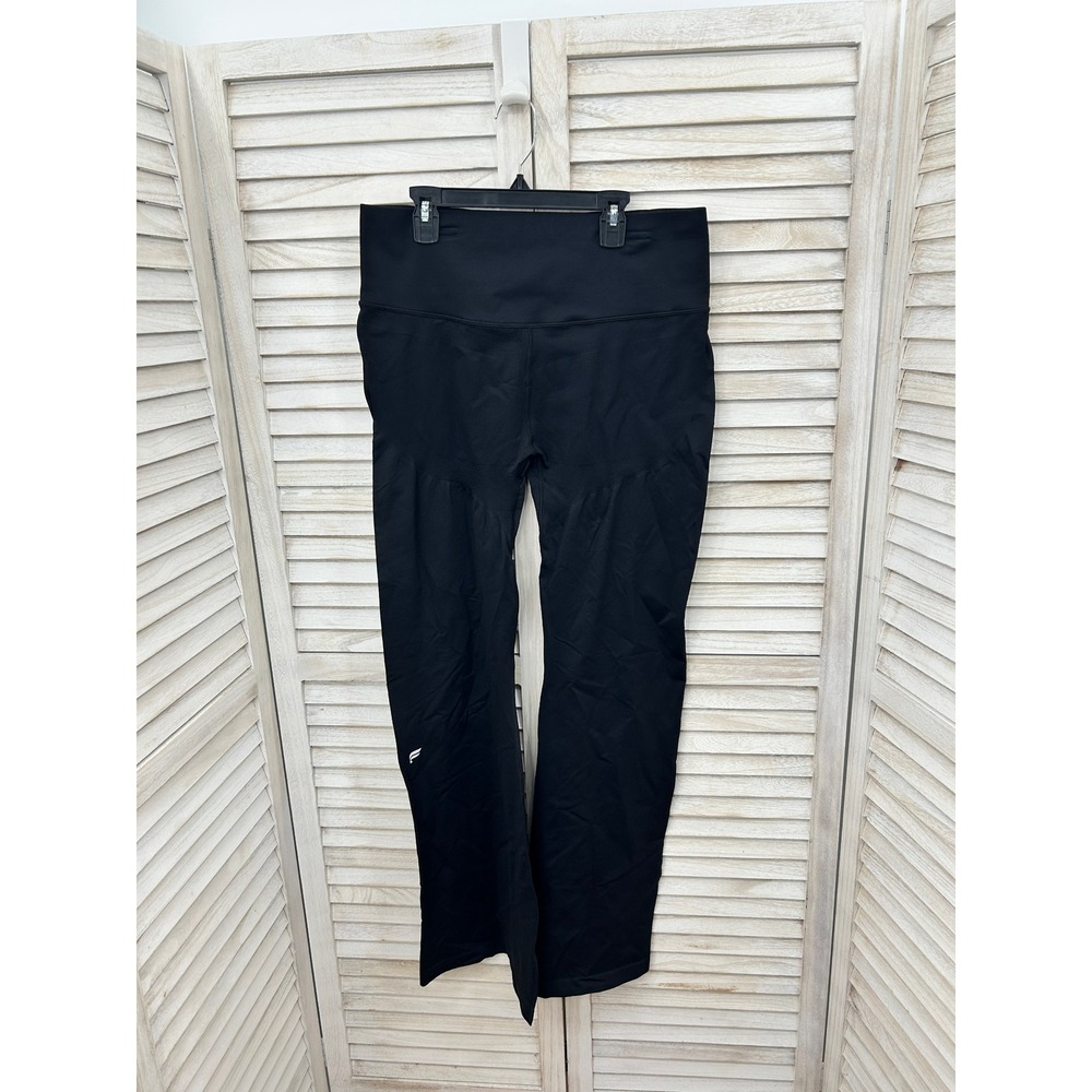NWOT Fabletics Booty Lifting Flared Leggings XXL 1X Black Flared Yoga Pants